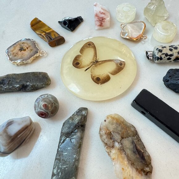 Natural Stone and Crystal Pendant Lot - Picture 11 of 11